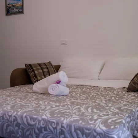 بيت للعطل Joyce Luxury *